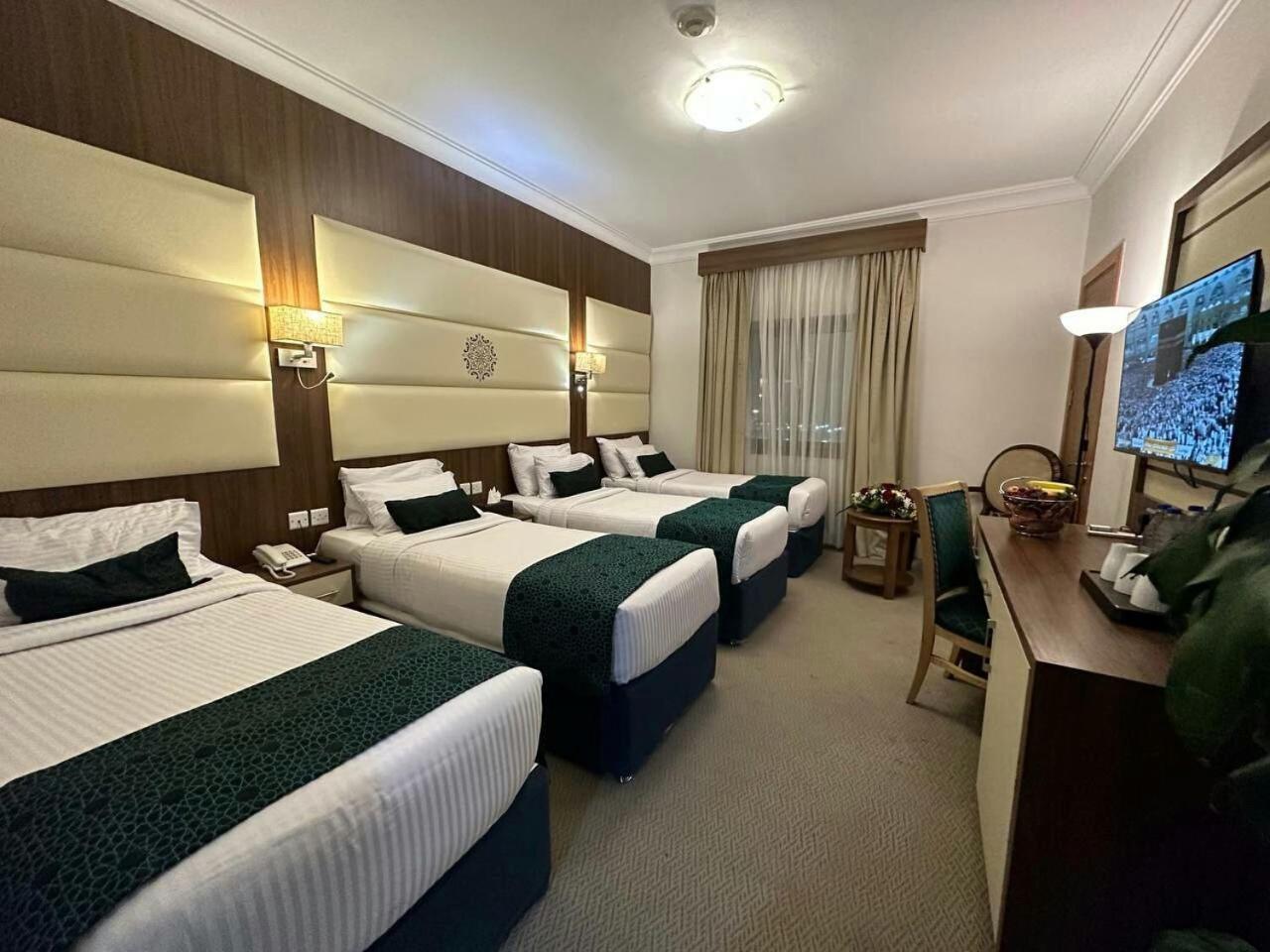 One Inn Hotel Medina Luaran gambar