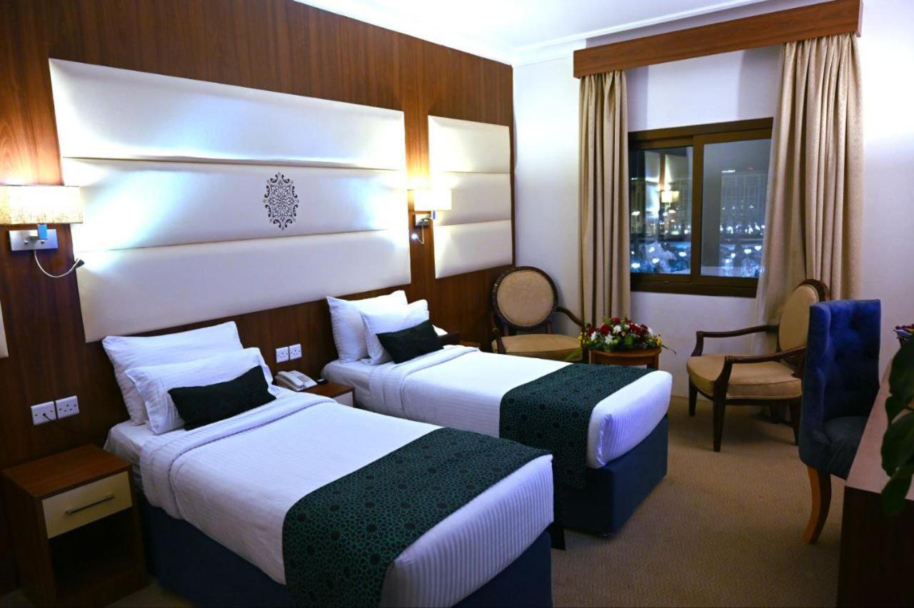One Inn Hotel Medina Luaran gambar