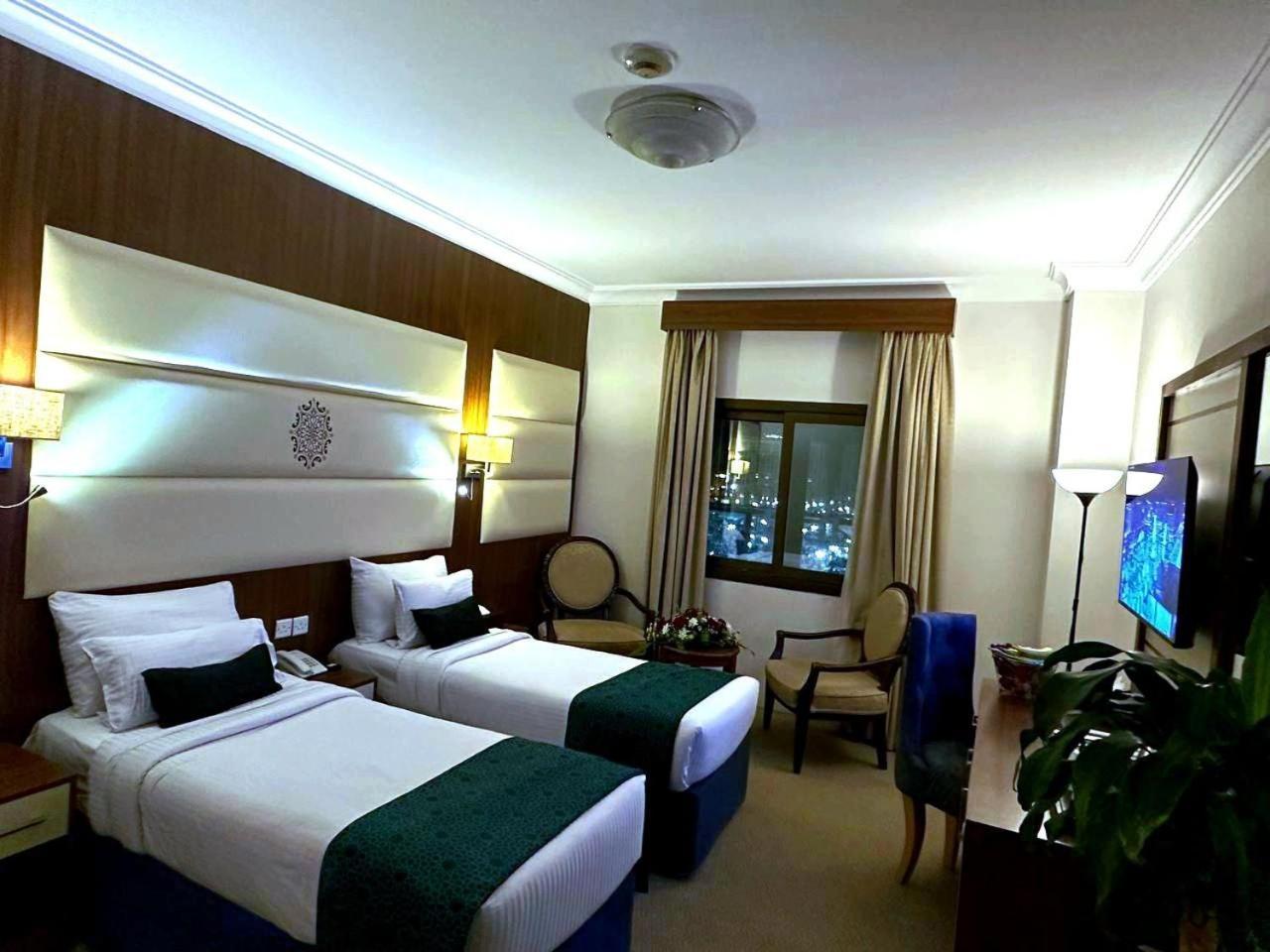 One Inn Hotel Medina Luaran gambar